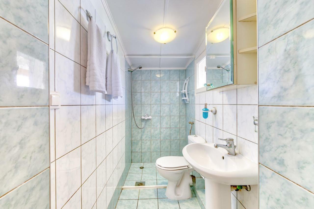 Ina Apartment Kalamákion Esterno foto
