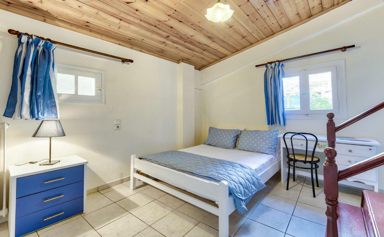 Ina Apartment Kalamákion Esterno foto