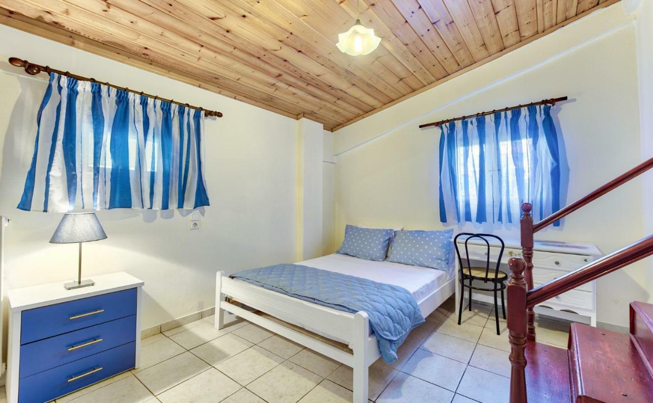 Ina Apartment Kalamákion Esterno foto